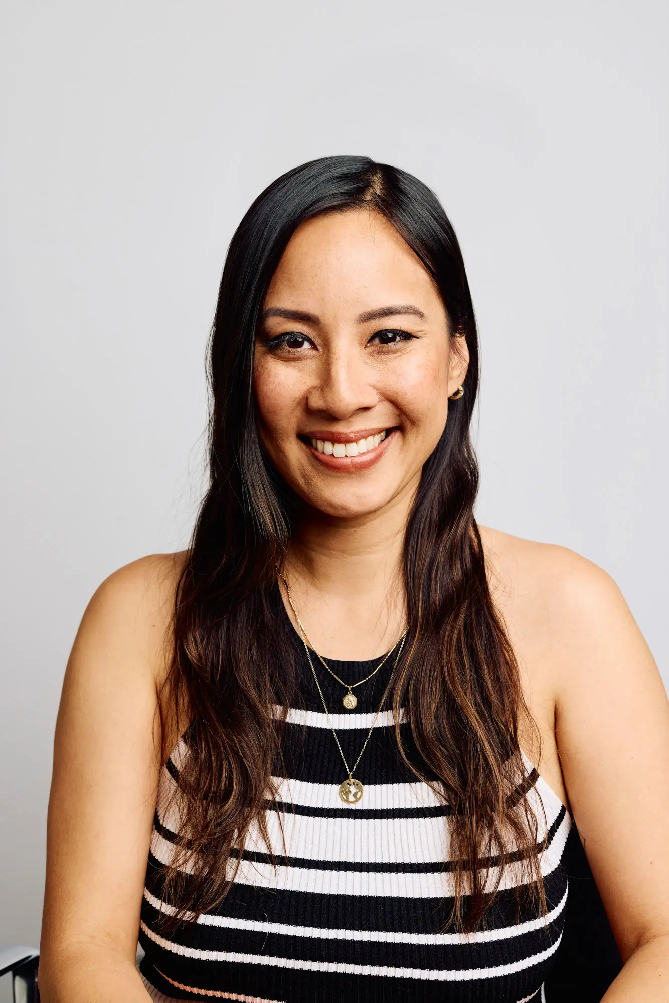 MARTINRUPIK_Startup-Contacts_Sophia-Tran_0010